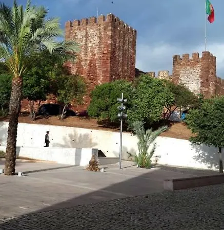 Pink House Сasa de vacaciones Silves